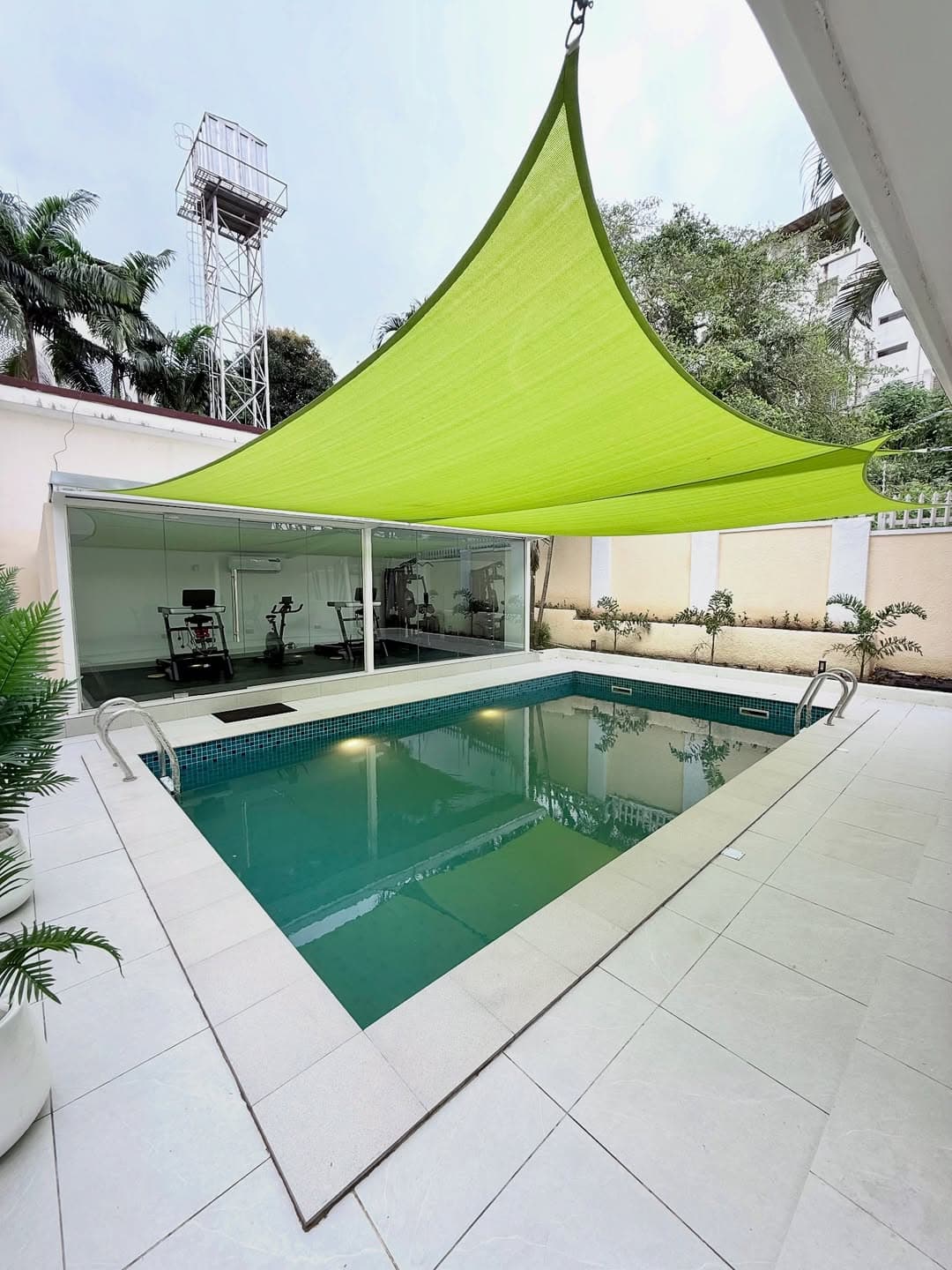Crown Jewel — view 4