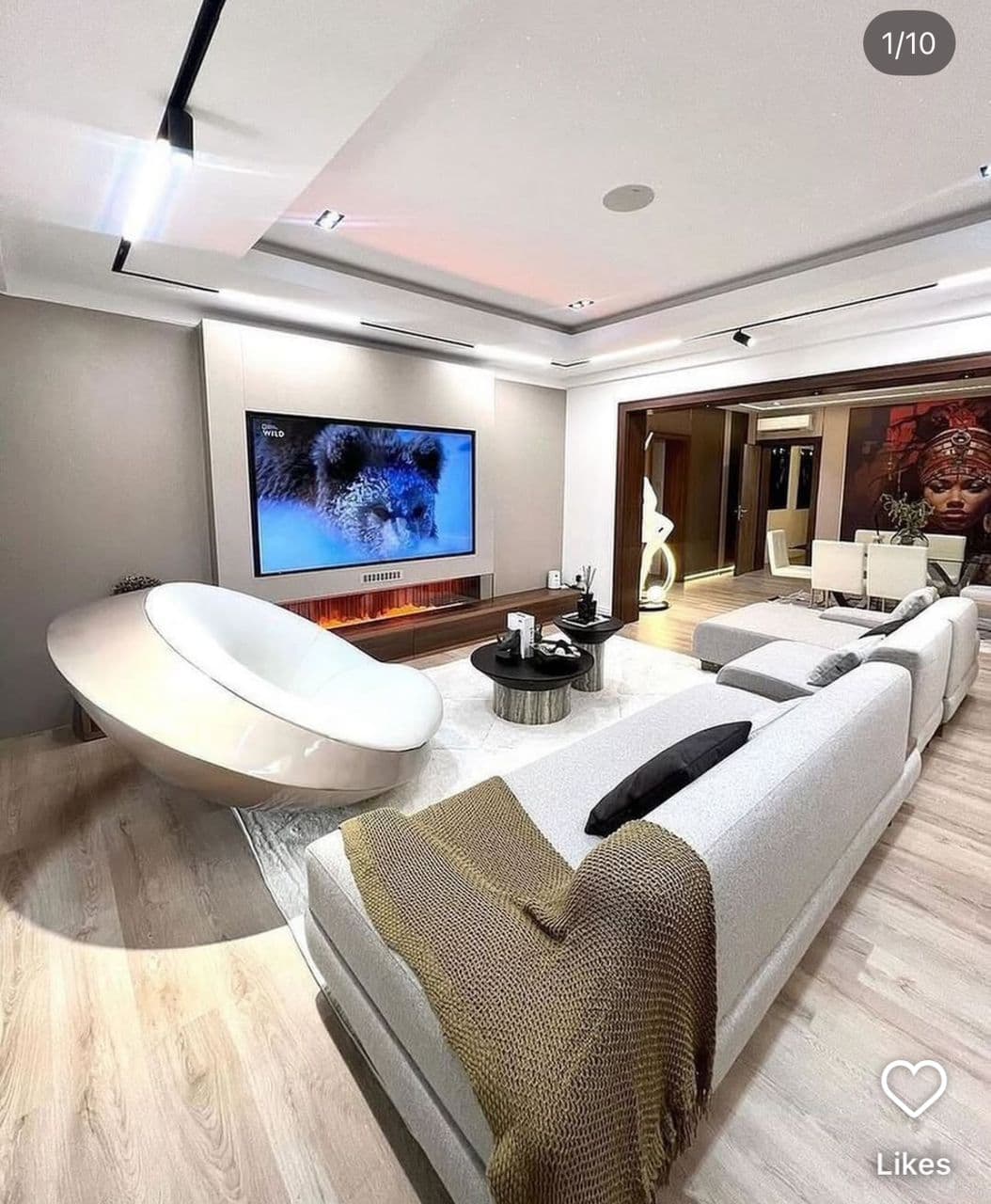 Interior of Crown Jewel