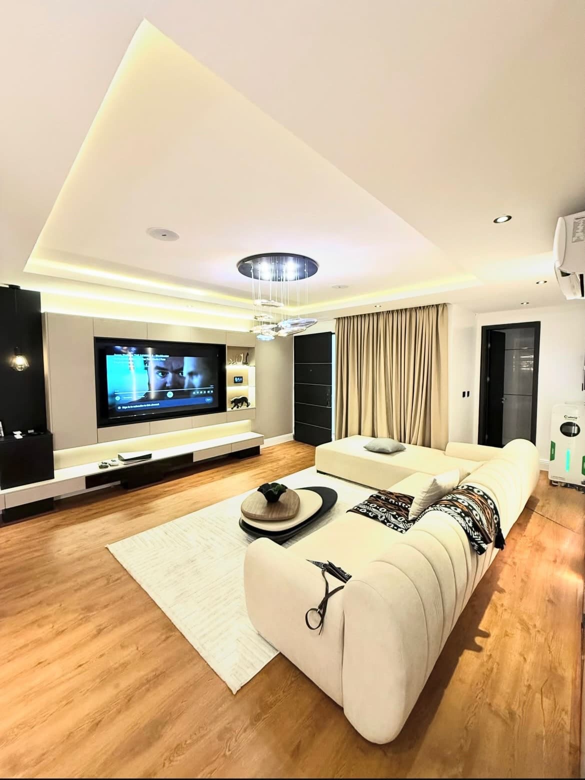 Interior of The Conservatory Flat